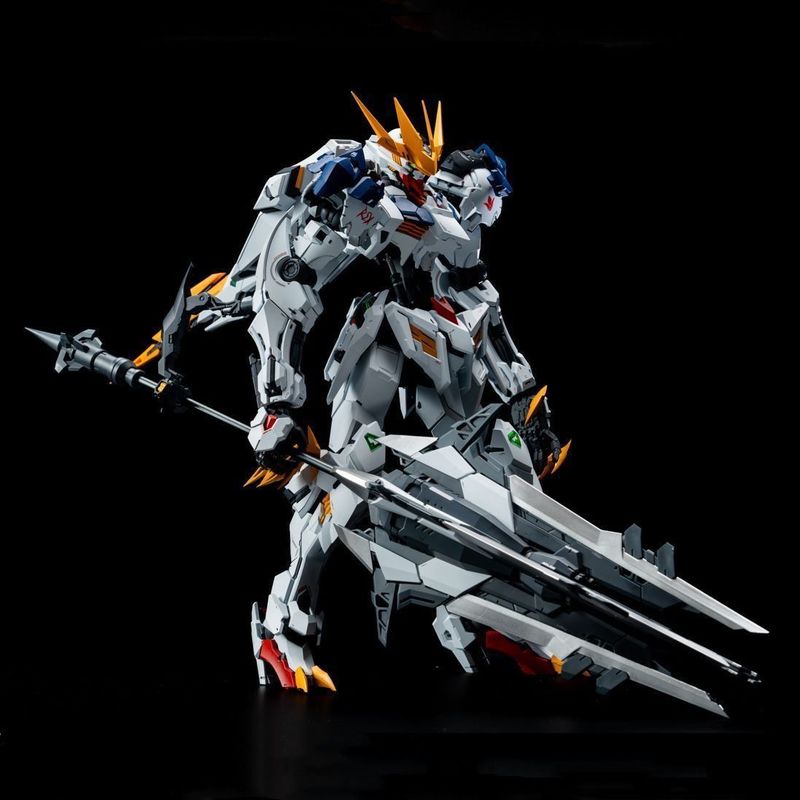 【在庫あり】LUNAVOR MG 1/100 ウルフキング  - Model Kit Lancelot のレビューと価格